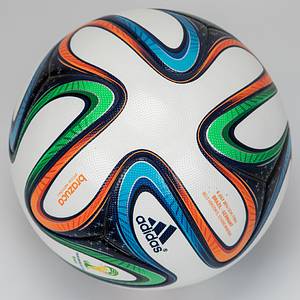 Adidas Ball 2014  | „Adidas Brazuca Official Match Ball FIFA World Cup Brazil" 2014. Vom Jahrhundertspiel gegen Brasilien. Mit match print "8 July 2014 Semi - Final Brazil - Germany. Belo Horizonte, Estadio Mineiro". FIFA approved (A). Größe 5. Made in China. - Bild 3