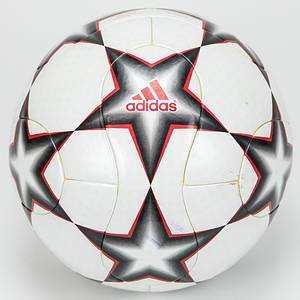 Adidas Spielball 2007  | Original Spielball Adidas "FINALE" aus dem ChampionsLeague -Spiel Bayern München v Real Madrid (2:1) am 7.3.2007 in München. Mit dem Aufrdruck "Official Match Ball".  Größe 5. Dieser Ball wurde in diesem Spiel eingesetzt. Status:AAA - Bild 2