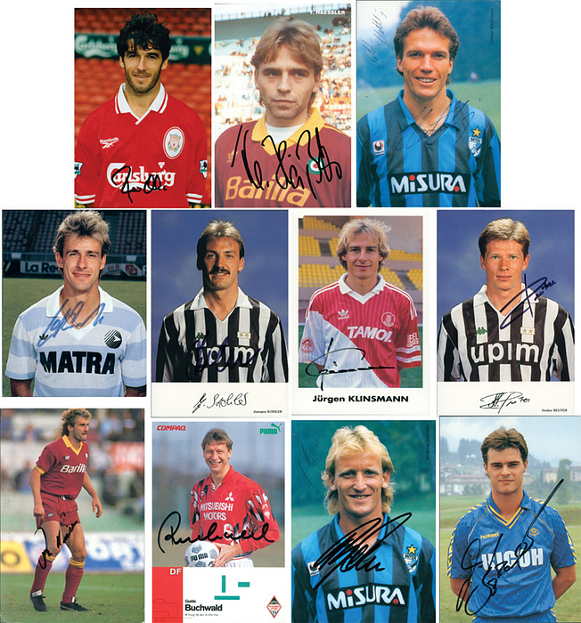  - 11 color autograph cards and one photograph, all bearing the original signatures of the players from the 1990 German World Cup-winning football team. Each player is shown wearing the kit of a foreign club; dimensions: 15 x 10 cm each. Condition: A-