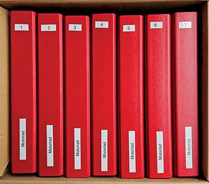 Sammlung Motorrad Straße 1949 - 2022  | 30 Ordner mit ca. 6000 verschiedenen Autogrammbelegen von ca. 1200 Rennfahrern des Motorrad Weltmeisterschaften von 1949 - 2022. Dabei fast alle Motorrad - Weltmeister aller Klassen von 1949 - 2022 (außer Ambrosini). Ca. 90% der Piloten die Platz 1-3 belegt haben vorhanden. Ca. 75% wurden von dem Sammler Fritz Weber (GER) face-to-face geholt. - Bild 2