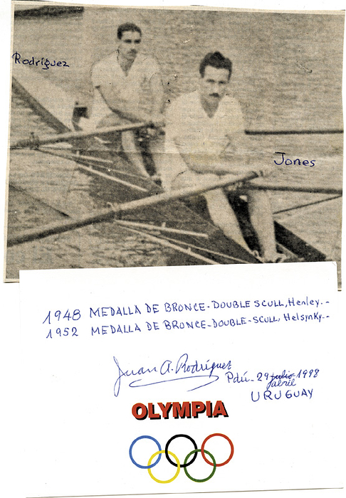 Sorry, no english description is available. ... Olympic Games 1948 Autograph rowing Uruguay -  Condition: A-.....Selten! Davei: S/W-Zeitungsfoto aus dem Besitz von Juan Rodríguez.