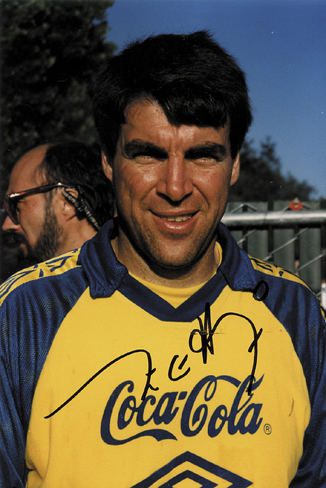 Sorry, no english description is available. ... Autograph World Cup 1994 Brasil Zetti -  Condition: A.....face-to-face Autograph.