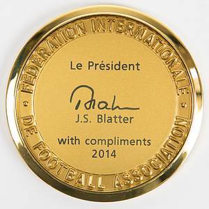 FIFA Medal 2014 Medal of honour Josef Blatter - Bild 2