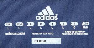 World Cup 2010 match worn football shirt Spain - Original match issued shirt Spain with number 15. Prepared for Sergio Ramos in the World Cup final against the Netherlands on 11 July 2010. Netherlands - Spain 0:1 a.e.t. Ramos was World Champion with Spain in 2010. Status: AAB. Long sleeved shirt; size L; embroidered FA emblem; gummed adidas emblem and match details; gummed number (front and rear);  embroidered inscription "R.F.E.F" on collar; mesh in armpit areas; FIFA World Cup South Africa 2010 patch; adidas formotion climacool. Shirt comes from the collection of a former DFB staff member who got it from a Spanish member of staff during the World Cup 2010. Condition: A - Bild 11