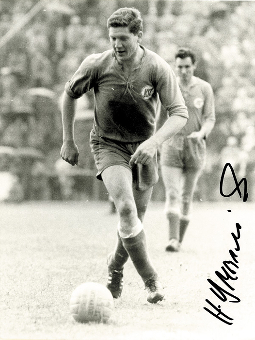 Sorry, no english description is available. ... Autograph Football Germany. Horst Szymaniak -  Condition: A.....