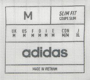 2025 match worn football shirt Germany Musiala - Original match-worn/issued Germany shirt with the number 10. Worn by Jamal Musiala in the UEFA Nations League semi-final between Italy and Germany (1:2) on March 20, 2025 in Milan. This special shirt commemorates 125 years of the German Football Association. Status: AAB. This shirt was only worn in the two matches against Italy (March 20 and 23, 2025)! (probably caused by strong pulling on the shirt by an Italian player).---Short-sleeved jersey; size M; DFB special patch "125 German Football Association" (embroidered and sewn), embroidered adidas logo; rubberized player name and number (front and back); embroidered German flag in the collar; jersey with UEFA Nations League patch and UEFA Foundation for Children "10 Years" patch; adidas Aeroready. And sewn-on white adidas shield with embroidered adidas logo, DFB logo, and "Founded 28.01.1900" lettering. Jersey comes from a DFB employee.--The German Football Association is celebrating ist 125th anniversary this year and has launched a special jersey for the occasion: the DFB Anniversary Jersey 125 Years. This jersey combines the legacy of all previous Germany jerseys and is a tribute to the long history of German football. The DFB Anniversary Jersey 125 Years is characterized by a classic and understated design. The main color is cream white, combined with a black collar and black cuffs. The historical elements are particularly striking. The jersey features the Adidas Trefoil logo, reminiscent of earlier designs. The first DFB logo from 1900 has also been incorporated in a special 125th anniversary version. An embossed eagle is incorporated behind the classic crest as a symbol of German football tradition. The German flag is a subtle detail on the inside of the back collar. A museum piece! Condition: A- - Bild 6