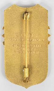 Olympische Winterspiele Cortina d´Ampezzo 1956. Offizielles Teilnehmerabzeichen mit der Aufschrift "Comitato Organizzatore" (Organisationskomittee). Bronze, vergoldet, farbig emailliert, 5,3x3,2. Mit original Papiertüte mit dem Aufdruck "Comitato Organizzatore" !!. - Bild 3