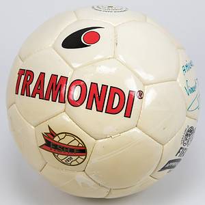 Football match Ball 2001 Germany v Albania - Original match ball from the international match between Albania and Germany (0:2) on June 6, 2001, in Tirana. A qualifying match for the 2002 FIFA World Cup. The leather ball is "Tramondi F.SH.F. 1930." Handwritten by the referee, plus original signatures by the assistant referees. With play wear. Condition: AAA --The ball comes from the collection of the French referee of this match, Gilles Veissiere. Condition: A-B - Bild 2