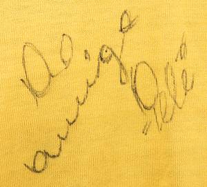 original football shirt Brazil, Pele signed 1971 - Original Brazil player jersey with the number 10. With Pele's original autograph "do amigo Pele" on the front. The jersey was signed in 1971! --Short-sleeved jersey; size approx. L; embroidered federation logo, three championship stars, and back number; Athleta. Pele gave original signed Brazilian national team jerseys to good friends or on special occasions. Most of these jerseys were given away by him on the occasion of his farewell game in 1971. A very fine piece from one of the best and most popular players in football history. --From the collection of a journalist who knew Pele personally since 1957! Condition: A- - Bild 5