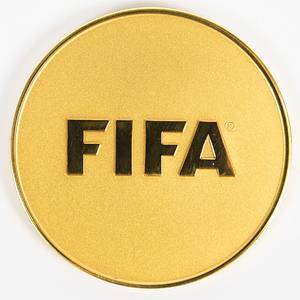 FIFA Congress 2023 Kigali Participation medal - 75th FIFA Congress Kigali, march 2023Addis Ababa Gold plated, size 5 cm. In original case. Due to the Corona pandemic the congress was held online. Condition: A - Bild 3