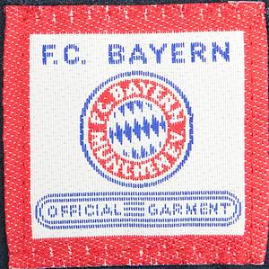 Original match worn Spielertrikot vom FC Bayern München mit der Rückennummer 2. Getragen von Markus Babbel am 15.05.1999 im Spiel der Fußball Bundesliga gegen den 1. FC Nürnnerg. Nürnberg - Bayern 2:0. Babbel ist Fußball Europameister 1996. Status:AAB. - Bild 8