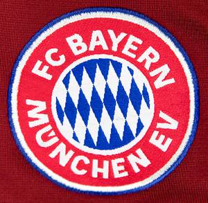 Original match worn Spielertrikot vom FC Bayern München mit der Rückennummer 8. Getragen von Nico Kovacs am 02.12.2001 im Spiel der Fußball Bundesliga gegen Hertha BSC Berlin. Hertha - Bayern 2:1. Nico Kovacs ist 83-facher Nationalspieler von Kroatien. Status:AAB. - Bild 4