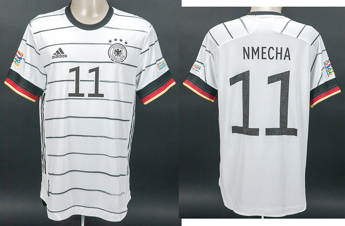 match worn football shirt Germany 2022 - Original match-worn/issued Germany shirt with the number 17. Worn by Lukas Nmecha on June 14, 2022, in a Nations League group match against Italy. Germany won 5-2 against Italy. Status: AAB --Short-sleeved jersey; size 52; DFB logo, 4 World Cup stars, and adidas logo rubberized; player name and number (front and back) rubberized; with Nations League logo patch and UEFA Foundation for Children patch; adidas Heat.Ready. Jersey comes from a DFB supporter. Condition: A