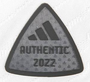 match worn football shirt Germany 2023 - Original match-worn/issued DFB player jersey with the number 4. Worn by Jonathan Tah on September 12, 2023, in a friendly against France. Germany - France 2:1. Status: AAB --Short-sleeved jersey; size 54; DFB logo, 4 World Cup stars, and adidas logo rubberized; player name and number (front and back) rubberized; 'Deutschland' lettering on the back of the collar and 'Die Mannschaft' lettering on the inside of the collar rubberized; adidas Heat.Rdy. Comes from the collection of a DFB employee. Condition: A - Bild 5