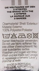 Original match worn Spielertrikot vom FC Bayern München mit der Rückennummer 17. Getragen von Thorsten Fink in einem Spiel der Fußball Bundesliga in der Saison 2002/2003. Trikot mit original Autograph und Widmung von Thorsten Fink auf der Vorderseite. Status:ABB. - Bild 9