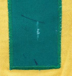 Brasilien - Trikot 1971  | Original Spielertrikot von Brasilien mit der Rückennummer 10. Mit Original Autograph " do amigo Pele" von Pele auf der Vorderseite. Trikot wurde 1971 signiert!. - Bild 7