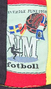 World Cup 1958 German Fan Cap - Original fan cap for German fans for the 1958 FIFA World Cup in German colors. With a sewn-on embroidered logo of the 1958 World Cup. Size 56. --From the collection of a German journalist who attended the 1958 FIFA World Cup. Unused! --A rarity! Condition: A - Bild 3