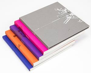 Official Report of The XVII Olympic Winter Games Lillehammer 1994. 4 Bände & Band 5 mit Ergebnissen auf CD-ROM. - Bild 3