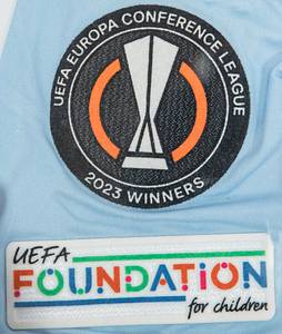 Original match worn Spielertrikot von West Ham United mit der Rückennummer 9. Getragen von Michail Antonio am 18.04.2024 im Viertelfinale der UEFA Europa League gegen Bayer 04 Leverkusen. West Ham - Leverkusen 1:1. Antonio ist 17-facher Nationalspieler von Jamaika. Status:AAB. - Bild 5