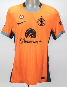 Original match worn / issued Spielertrikot von Inter Mailand  mit der Rückennummer 10. Getragen von Lautaro Martinez am 08.04.2024 im Spiel der Serie A gegen Udinese Calcio. Udinese - Inter 1:2. Seltenes Auswärtstrikot.Status:AAC. - Bild 2