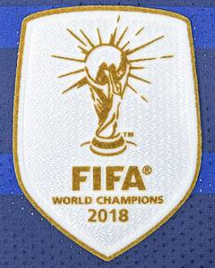 Original match worn / issued Spielertrikot von Frankreich mit der Rückennummer 6. Getragen von Dayot Upamecano am 07.10.2020 im Freundschaftsspiel gegen die Ukraine. Frankreich - Ukraine 7:1. Upamecano ist Vize-Weltmeister 2022 mit Frankreich. Status: AAB. - Bild 5