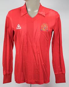 Original match worn / issued Spielertrikot von Spanien mit der Rückennummer 15. Getragen von Roberto Fernandez Bonillo in einem Qualifikationsspiel zur Fußball Weltmeisterschaft 1986. Status:ABC. - Bild 2