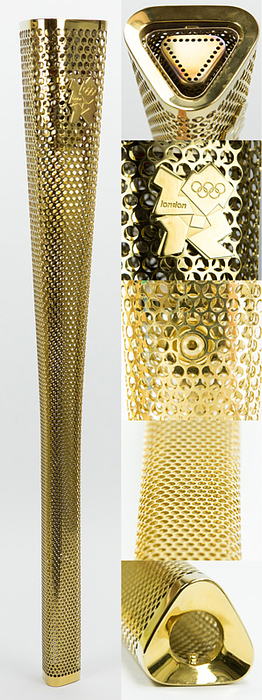 Olympic Games London 2012 Official Torch - Original torch from the Olympic Torch Relay at the Olympic Games London 2012. Alauminium-alloy with a layer of gold, perforated by 8,000 holes. Weight 800 g, lengt 80 cm. Condition: A-