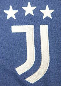 match worn football shirt Juventus Turin 2020/21 - Original match-worn/issued Juventus Turin jersey with the number 7. Worn by Cristiano Ronaldo in a Serie A match. Ronaldo is the 2016 European Football Champion and a multiple World Player of the Year. Rare away jersey. Status: ABC -Away short-sleeved jersey; size 7, rubberized club logo, 3 championship stars, flag and adidas logo; rubberized 'Jeep' advertising print; rubberized player name, back number and 'Cygames' lettering; with 2020-2021 Serie A Tim patch; adidas Heat.Rdy. Condition: A- - Bild 7