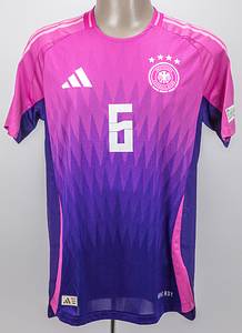 Original match issued/worn Spielertrikot von Deutschland mit der Rückennummer 6. Vorbereitet/Getragen für Joshua Kimmich am 11.10.2024 im Gruppenspiel der UEFA Nations League gegen Bosnien-Herzegowina. Bosnien - Deutschland 1:2. Kimmich ist 99-facher Nationalspieler von Deutschland. Status:AAB. - Bild 2