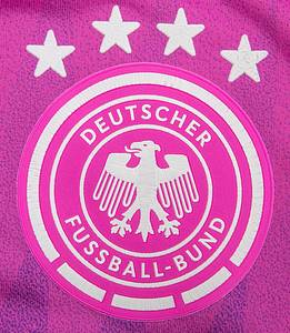 Original match issued/worn Spielertrikot von Deutschland mit der Rückennummer 6. Vorbereitet/Getragen für Joshua Kimmich am 11.10.2024 im Gruppenspiel der UEFA Nations League gegen Bosnien-Herzegowina. Bosnien - Deutschland 1:2. Kimmich ist 99-facher Nationalspieler von Deutschland. Status:AAB. - Bild 4