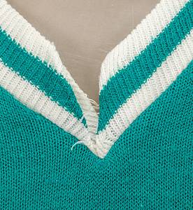 Original match worn Spielertrikot von Irland mit der Rückennummer 6. Getragen in einem Länderspiel der Nationalmannschaft von Irland. Ca. 1960-1970. Status:ACA. - Bild 4