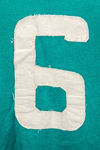Original match worn Spielertrikot von Irland mit der Rückennummer 6. Getragen in einem Länderspiel der Nationalmannschaft von Irland. Ca. 1960-1970. Status:ACA. - Bild 6