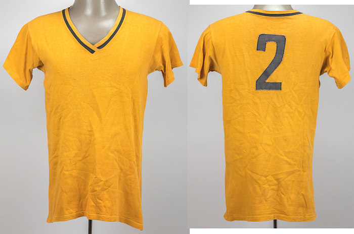 Match worn Footballshirt Borussia Dortmund 1968 - Original match-worn Borussia Dortmund shirt with the number 2, probably worn by Gerd Peehs in the 1968-1970 Bundesliga season. Status: ABA --Photo of this jersey in "Steinert - The Borussia Dortmund Jersey History" (page 34). Orange-yellow short-sleeved cotton jersey, V-neck with black and yellow trim (black trim 0.9 cm, yellow trim 1.1 cm). Sleeves with yellow cuffs. Size 6, manufacturer presumably Palme. Sewn-on linen back number, black color slightly faded. Jerseys from this era were used several times and have all been washed. Several stitched repairs. --Jersey comes directly from the Werner Weist collection (1949-2019) - Borussia Dortmund 1968 - 1971 (72/34), Werder Bremen 1971-1977 (145/33), Stuttgarter Kickers (1977-1978; 10/1); 3x DFB U-23 1970 + 1971). The buyer receives a certificate of authenticity and confirmation from the Weist family regarding the origin of the items. Condition: B-