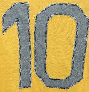 Dortmund, Borussia-Trikot 1967-1971  | Original match worn Spielertrikot von Borussia Dortmund mit der Rückennummer 10, getragen von Lothar Emmerich in der Bundesliga - Saison 1968 -1970. Status:ABA. - Bild 4