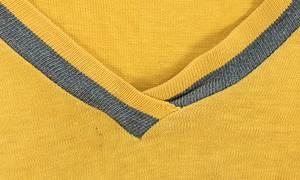 Match worn Footballshirt Borussia Dortmund 1968 - Original match-worn Borussia Dortmund shirt with the number 10 worn by Lothar Emmerich in the Bundesliga season 1968-1970. Status: ABA --Photo of this jersey in "Steinert - The Borussia Dortmund Jersey History" (page 34). Yellow short-sleeved cotton jersey with a V-neck and black and yellow trim. Sleeves with black and yellow cuffs. Size 6, manufacturer presumably Palme. Sewn-on linen back number, black color slightly faded. Jerseys from this era were used several times and have all been washed. Several stitched repairs. --Jersey comes directly from the Werner Weist collection (1949-2019) - Borussia Dortmund 1968 - 1971 (72/34), Werder Bremen 1971-1977 (145/33), Stuttgarter Kickers (1977-1978; 10/1); 3x DFB U-23 1970 + 1971). The buyer receives a certificate of authenticity and confirmation from the Weist family regarding the origin of the items. Condition: B - Bild 7