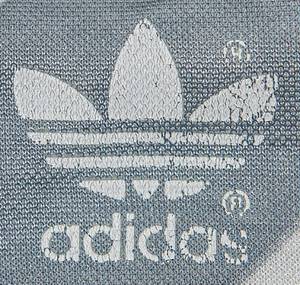 match worn football shirt Rapid Wien 1985 - Original match-worn goalkeeper shirt of SK Rapid Wien with the number 1. Worn by Michael Konsel in an Austrian Bundesliga match during the 1985/1986 season. Konsel played for Rapid from January 1985. Status: ABC --Goalkeeper jersey, long-sleeved, with arm padding; size 7/8; rubberized advertising print; printed adidas logo; flocked back number; jersey has signs of wear (adidas logo slightly faded); adidas. Condition: A- - Bild 4