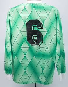 Bremen, SV Werder - Trikot 1990/1991  | Original match worn Spielertrikot vom SV Werder Bremen mit der Rückennummer 6. Getragen von Uli Borowka am 15.03.1991 im Spiel der Fußball Bundesliga gegen den Hamburger SV. HSV - Werder 3:2. Status;AAC. - Bild 3