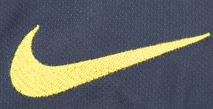 Sorry, no english description is available. ... match worn football shirt RB Leipzig 2017/2018 -  Condition: A-.....Auswärts-Trikot kurzarm; Größe L; Vereins-Logo,geflockt; Nike-Logo gestickt; Werbeaufdruck Red Bull-Logo gummiert; Rückennummer, Spielername und Schriftzug 'RB Leipzig' gummiert; mit BL Patch und CG Gruppe AG Patch: Nike Dri-Fit. Trikot kommt von einem Mitarbeiter von Eintracht Frankfurt. - Bild 5