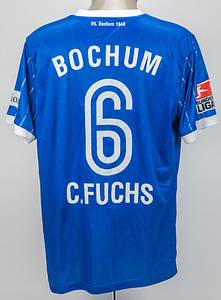 Sorry, no english description is available. ... match worn football shirt VfL Bochum 2008/2009 -  Condition: A-.....Trikot kurzarm; Größe L; Vereins-Logo geflockt; Do You Football-Logo gummiert; Werbeaufdruck 'kik Textil-Diskontt' geflockt; Schriftzug 'VfL Bochum 1848' auf Kragenrückrseite gummiert; Spielername, Rückennummer und Schriftzug 'Bochum' gummiert; Trikot hat geringe Gebrauchsspuren und Schriftzeilen 'wir sund unbeugsam!'; mit BL Patch und -T---Home- Patch; Do You Football. - Bild 3