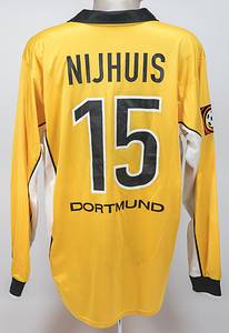 Original match worn Spielertrikot von Borussia Dortmund mit der Rückennummer 15. Getragen von Alfred Nijhuis im Spiel der Fußball-Bundesliga gegen den FC Bayern München am 4.12.1999. Bayern - BVB 1:1. Tauschtrikot. Status: AAA. - Bild 3