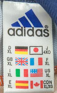 Original match worn Torwart-Trikot von Bayern München mit der Rückennummer 1. Getragen von Oliver Kahn am 17.03.2001 im Spiel der Fußball Bundsliga gegen den TSV 1860 München. 1860 - Bayern 0:2. Seltene Trikotversion. Kahn ist Fußball-Europameister 1996 und Vize-Weltmeister 2002. Status:AAC. - Bild 8