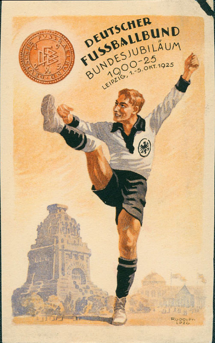 DFB - Postkarte mit der Aufschrift "Deutscher Fußballbund Bundesjubiläum 1900 - 25. Leipzig, 1 - 5. Okt. 1925". 15x10,5 cm.