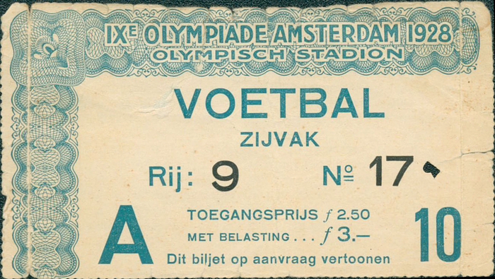IXe Olympiade Amsterdam 1928. Olympisch Stadion. Voetbal. No. 10 (Deutschland vs Uruguay am 3.6.1928).  Offizielles Tagesticket für Fußball. 11x6 cm.