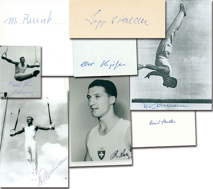 Silbermedaille im Turnen bei den Olympischen Spielen 1948 für die Schweiz im Mehrkampf. 8 original Signaturen von: Michael Reusch (1914-1989; Silber 1936 Barren und Mehrkampf Team; Gold 1948 Barren, Silber 1948 Barren. Selten!), Karl Frei (1917-2011; Gold 1948 Ringe), Christian Kipfer(1921-2009; Silber Barren) , Walter Lehmann (1919-2017; 1948 2x Silber Reck, Mehrkampf Einzel), Robert Lucy (1923-2009), Josef Stalder (1919-1991, 1948 Gold Reck, Bronze Barren, 1952 2x Silber 2xBronze); Emil Studer (1914-verstorben), Melchior Thalmann (1924-2013, 1952 Silber Mehrkampf Team). KOMPLETTES TEAM!. 3 S/W-Fotos, 1S/W-Fotokopie, 4 Blancobelege 14x11 bis 7x5,5 cm.