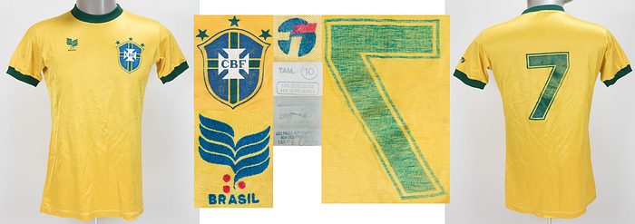 Original match worn Spielertrikot von Brasilien mit der Rückennummer 7. Getragen am 05.05.1982 oder 08.06.1983 in einem Freundschaftsspiel gegen Portugal. Status:ABA.