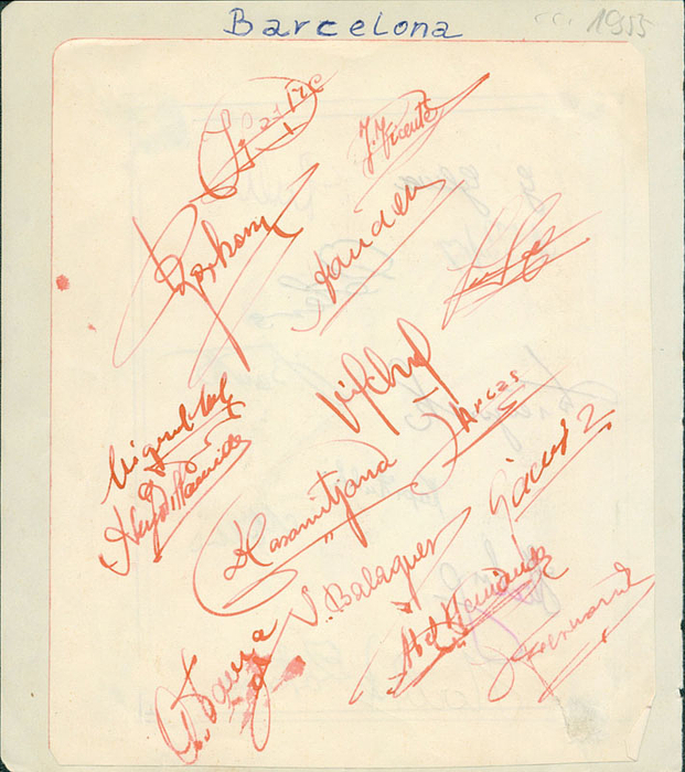 Autogrammblatt "Barcelona 1955 mit 15 original Signaturen von Spielern des Espanyol Barcelona, 16x15 cm.