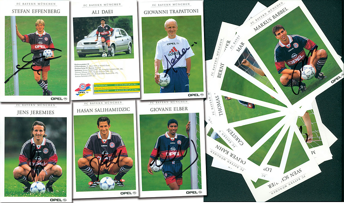 17x Autogrammkarten von "Opel" mit Originalsignaturen von Spielern des FC Bayern München aus der Saison 1998/99. Je  15x10 cm.