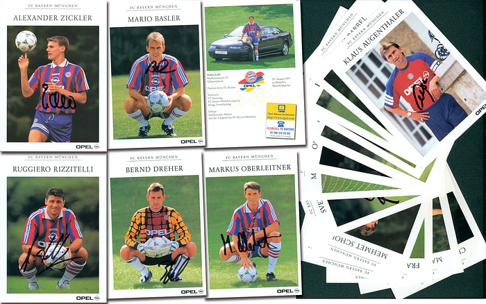 22 verschiedene Autogrammkarten "Opel" aus der Saison 1996 7 97 jeweils mit Originalsignaturen von Spielern des FC Bayern München. Je 15x10,5 cm.
