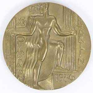 Offizielle Teilnehmermedaille für die Olympischen Sommerspiele von Berlin 1936 (v. Otto Placek). Mit Randpunze "Guss. H.Noack Berlin" Bronzeguß brauner Patina. 7 cm. - Bild 5