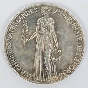 Offizielle Erinerungsmedaille für die Sommerspiele (v. K.Roth). Silber. (Feinsilber, 21,84 Gramm), 3,7 cm. - Bild 2